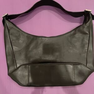 BURBERRY shoulder bag. PRISTINE condition.